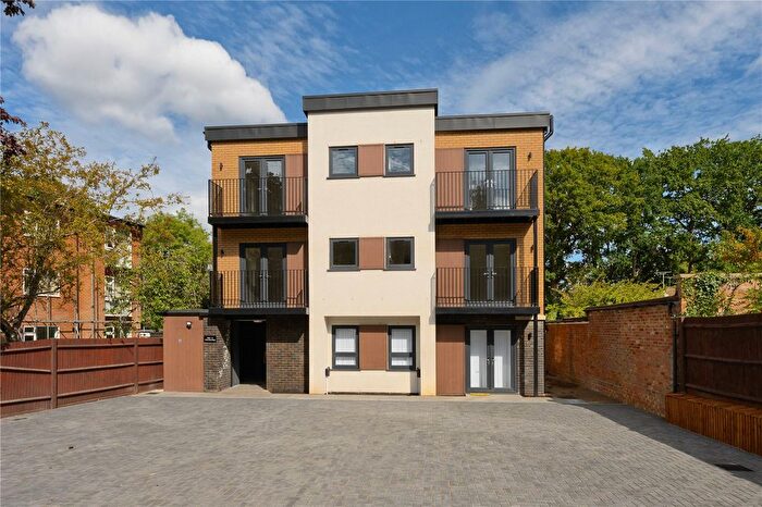1 Bedroom Flat For Sale In St. John's Road, Woking, GU21