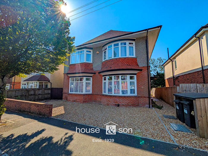 7 Bedroom Detached House To Rent In Fernside Road, Talbot Park, Bournemouth, BH9