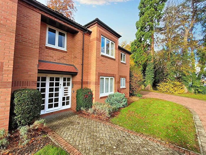 2 Bedroom Apartment To Rent In Chilton Close, Darlington, DL3