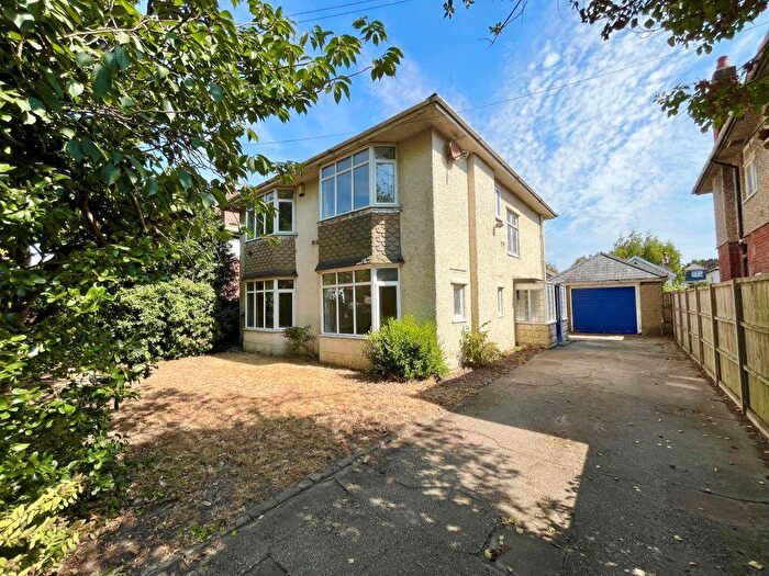 5 Bedroom House To Rent In Five Double Bedroom Student Queens Park (), P05