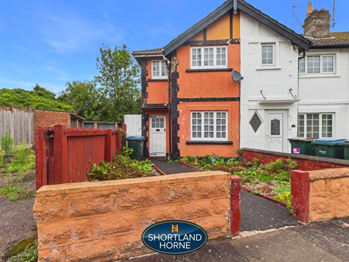 3 Bedroom End Of Terrace House For Sale In Emscote Road, Binley, Coventry, CV3