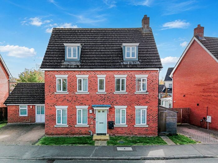 5 Bedroom Detached House For Sale In Greenhaze Lane, Cambourne, CB23