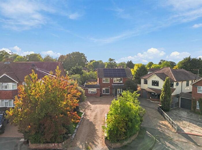5 Bedroom Detached House For Sale In Wicklands Road - Hunsdon - Annexe Potential, SG12