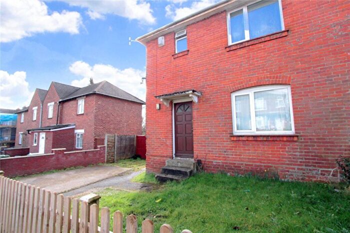 3 Bedroom Semi-Detached House To Rent In Broadlands Road, Southampton, Hampshire, SO17