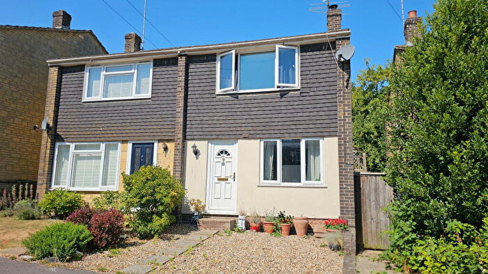 3 Bedroom Semi-Detached House For Sale In Falkland Garth, Newbury, RG14