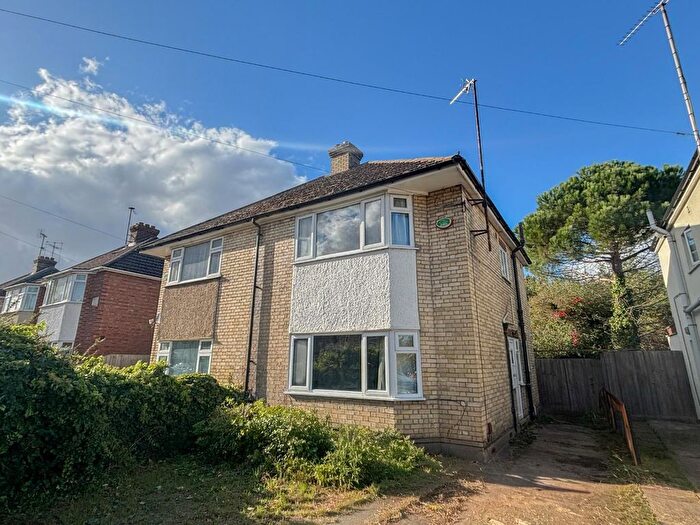 3 Bedroom Semi-Detached House To Rent In Green Park, Cambridge, CB4