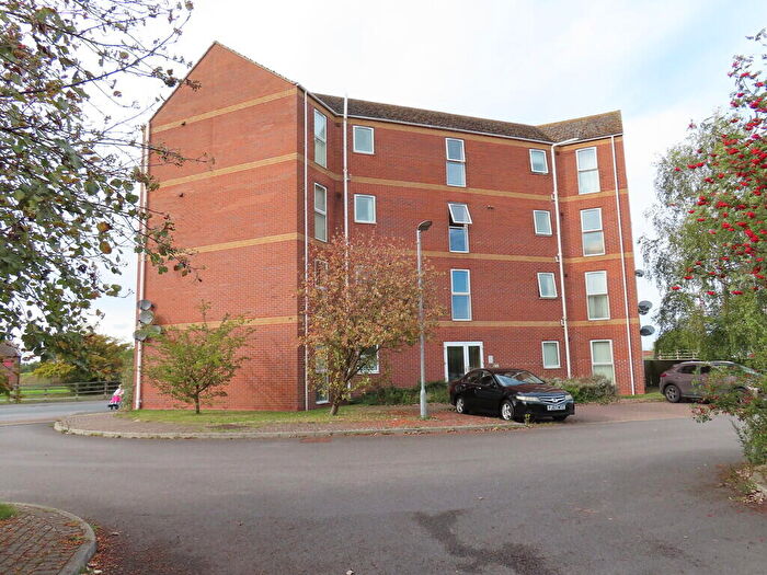 2 Bedroom Flat To Rent In School Court, Cottingham Street, Old Goole, DN14