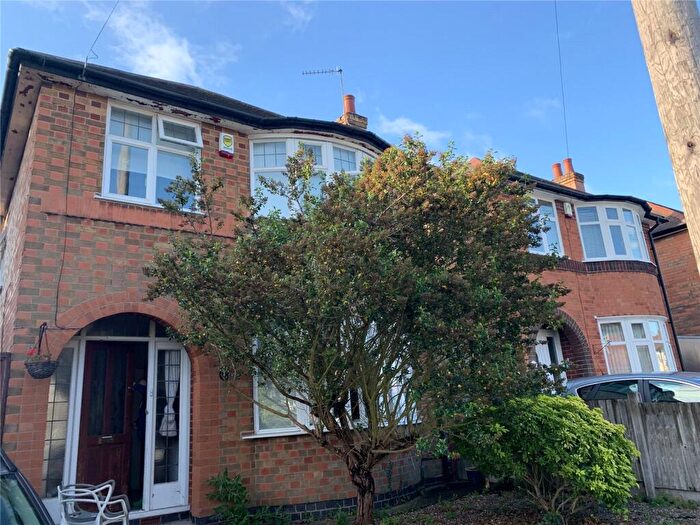 3 Bedroom Detached House To Rent In Runswick Drive, Nottingham, Nottinghamshire, NG8