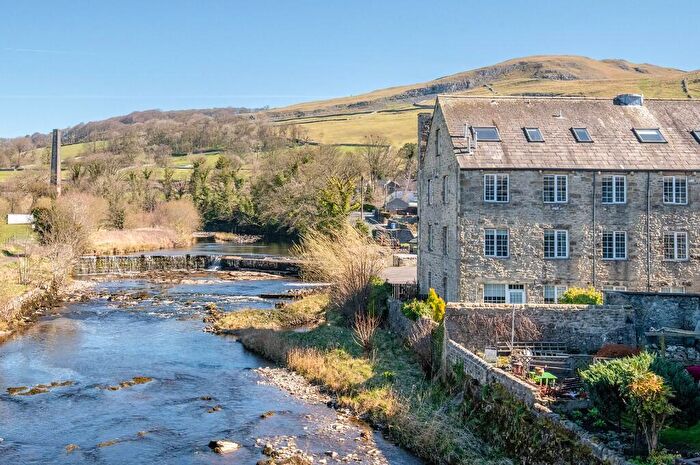 3 Bedroom Apartment For Sale In Harestones, Langcliffe Road, Settle, North Yorkshire, BD24