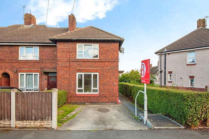 2 Bedroom End Of Terrace House For Sale In Standish Road, Sheffield, S5