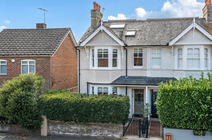 3 Bedroom Semi-Detached House For Sale In St. Pauls Road, Chichester, PO19