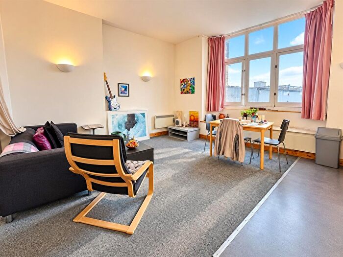 1 Bedroom Flat To Rent In Shaftsbury Crusade, Bristol, BS2