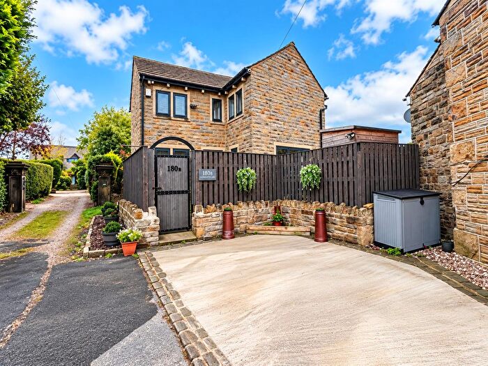 2 Bedroom Detached House For Sale In Hunsworth Lane, Cleckheaton, BD19