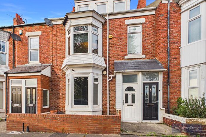 2 Bedroom Flat For Sale In West Park Road, South Shields, NE33