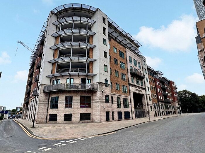 2 Bedroom Flat To Rent In City Road East, City South, M15
