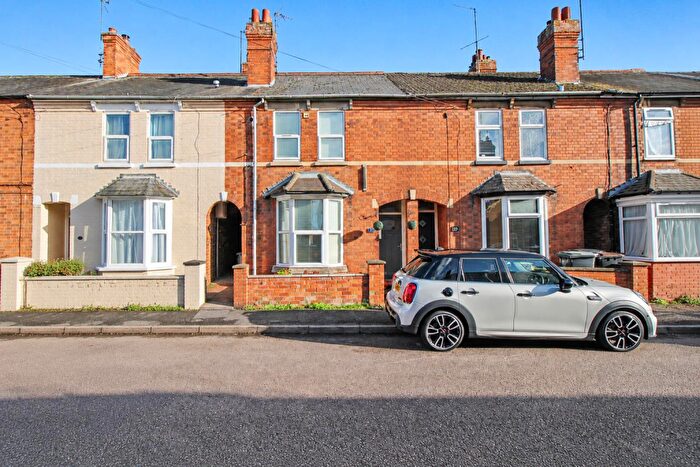 3 Bedroom Terraced House For Sale In Halford Street, Thrapston, NN14