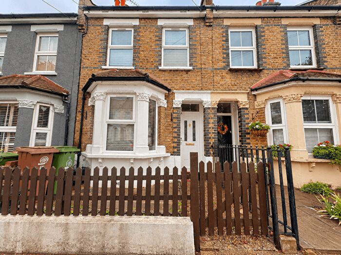 3 Bedroom Terraced House To Rent In Wallington, SM6