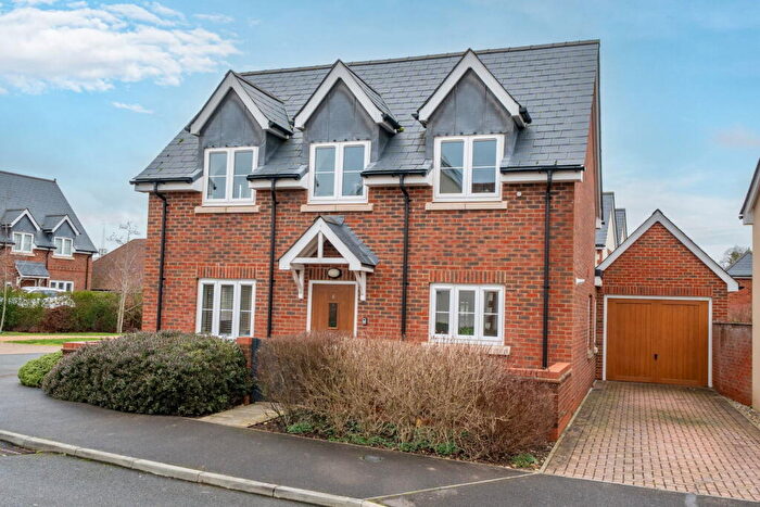4 Bedroom Detached House For Sale In Cowslip Drive, Whitchurch, RG28