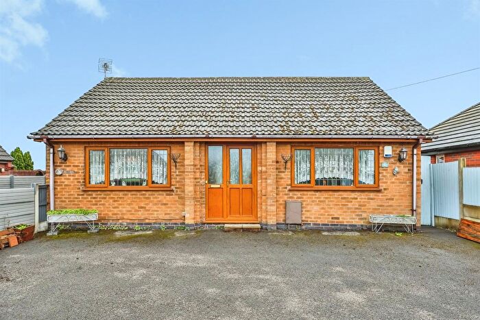 2 Bedroom Detached Bungalow For Sale In Wagstaff Lane, Jacksdale, Nottingham, NG16