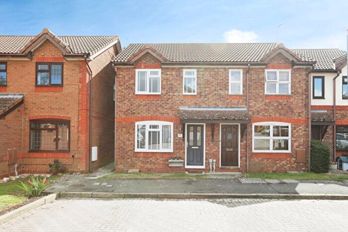 2 Bedroom End Of Terrace House For Sale In Appleford Drive, Minster On Sea, Sheerness, Kent, ME12