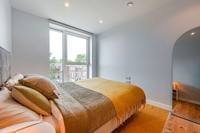 1 Bedroom Flat To Rent In Satinwood Apartments, Deptford, London, SE8