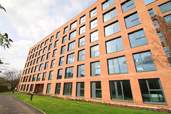 2 Bedroom Flat To Rent In Axium, B1
