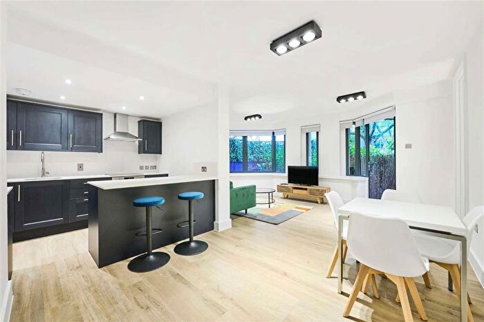 1 Bedroom Flat To Rent In Montague Close, London Bridge, SE1