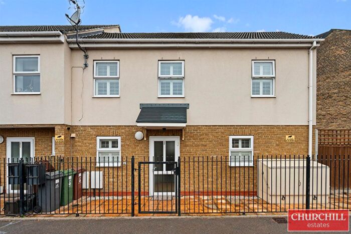 2 Bedroom Property For Sale In Connaught Road, Leytonstone, E11
