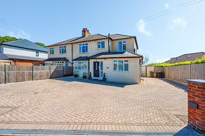 4 Bedroom Semi-Detached House For Sale In Toms Lane, Kings Langley, WD4