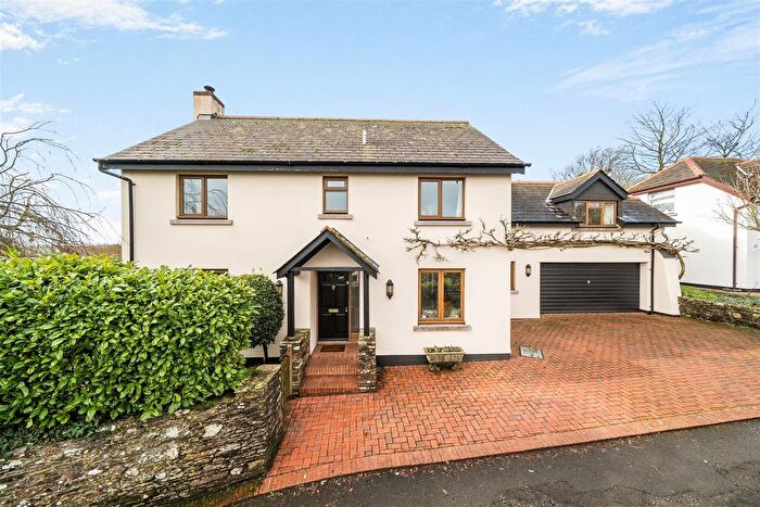 4 Bedroom Detached House For Sale In Church Hill Close, Blackawton, TQ9