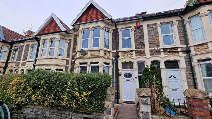 4 Bedroom House To Rent In Brentry Road, Fishponds, Bristol, BS16