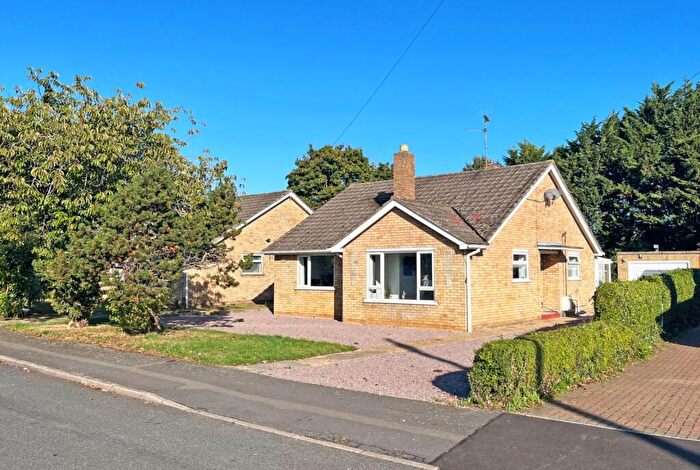 3 Bedroom Detached Bungalow For Sale In Gannocks Close, Orton Waterville, Peterborough, PE2