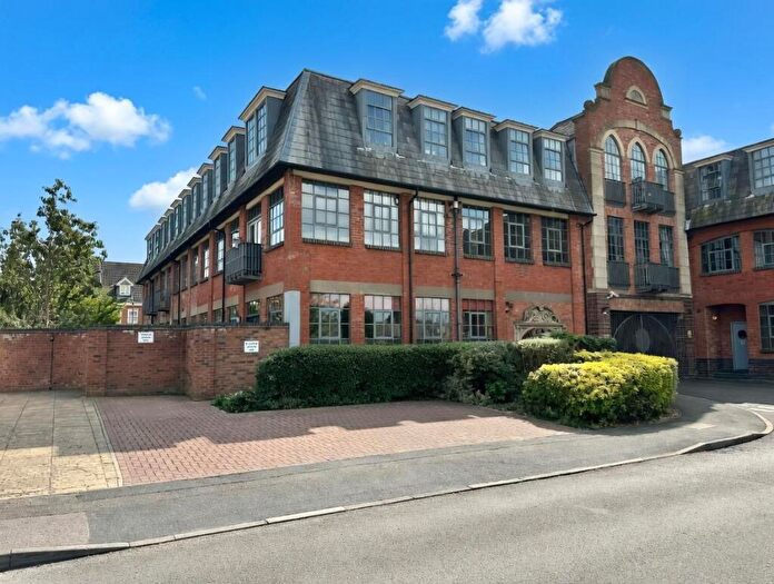 2 Bedroom Apartment To Rent In Brockton Street, Kingsthorpe Hollow, Northampton, NN2