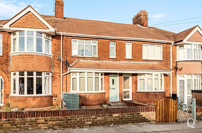 2 Bedroom Terraced House For Sale In Eastwood Road, Sittingbourne, ME10