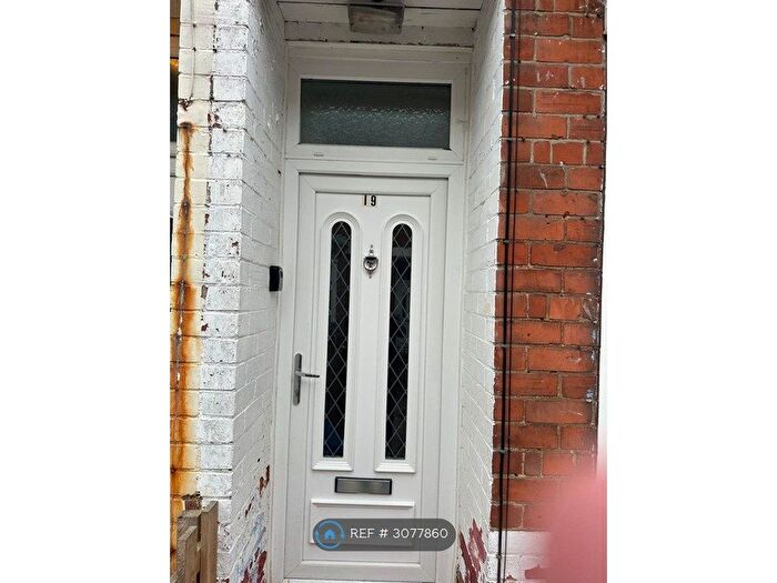 2 Bedroom Terraced House To Rent In Vermont Crescent, Hull, HU5