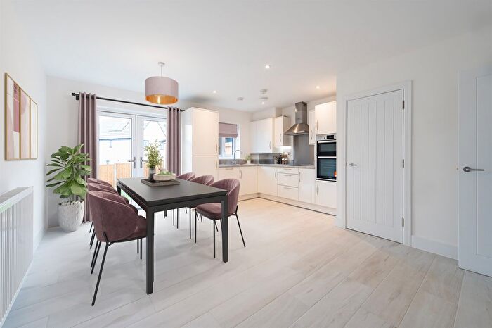 3 Bedroom Semi-Detached House For Sale In The Pastures, Wood View, Grays, RM16