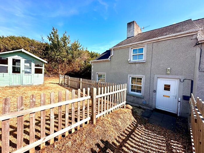 2 Bedroom House To Rent In Bryn Rhys, Glan Conwy, LL28