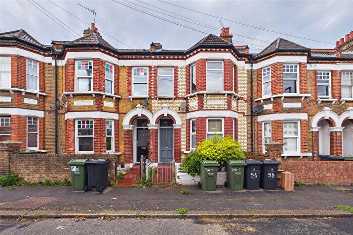 2 Bedroom Flat For Sale In Glenelg Road, London, SW2