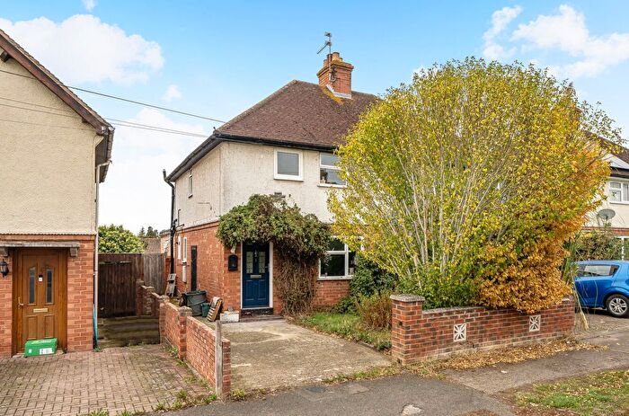 3 Bedroom Semi-Detached House For Sale In Margarets Road, Tewkesbury, Gloucestershire, GL20
