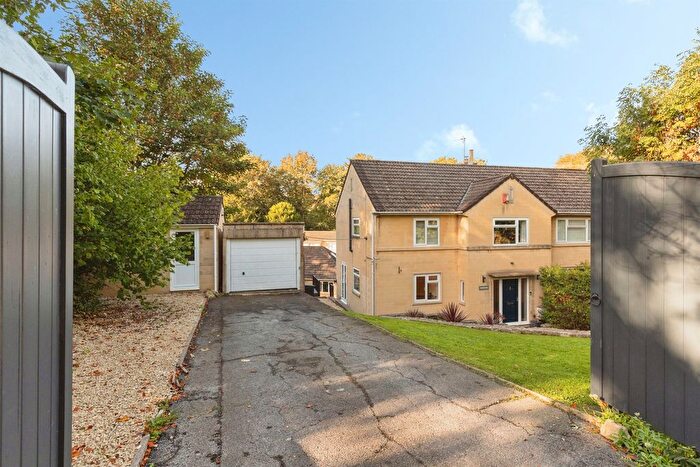 4 Bedroom Semi-Detached House For Sale In Weston Lane, Bath, BA1