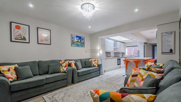 9 Bedroom Terraced House To Rent In Harrow Road, Selly Oak, Birmingham, B29
