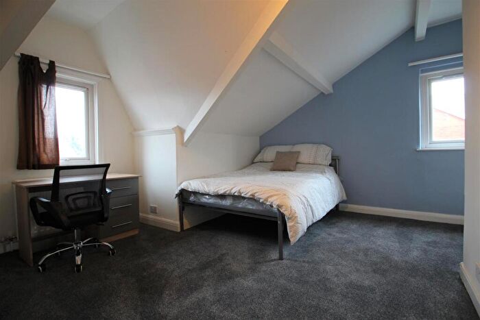 4 Bedroom Terraced House To Rent In Hartley Grove, Woodhouse, Leeds, West Yorkshire, LS6