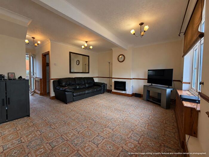 2 Bedroom House For Sale In Connington Crescent, London, E4