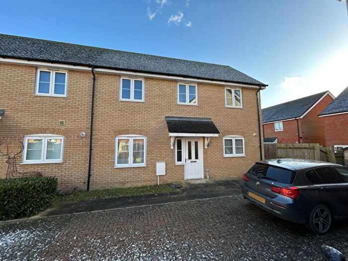 3 Bedroom Semi-Detached House For Sale In Monks Court, Maidstone, Kent, ME15