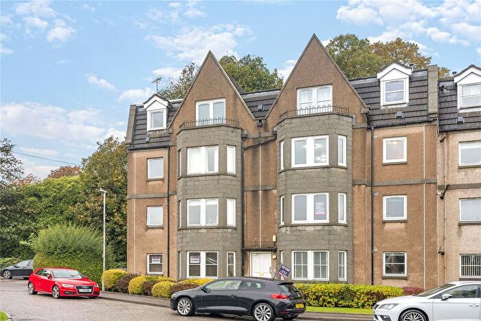 2 Bedroom Flat For Sale In Albury Gardens, Ferryhill, Aberdeen, AB11