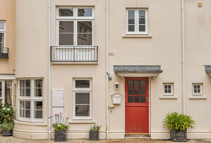 2 Bedroom Terraced House For Sale In Nash Gardens, Circus Mews, Bath, BA1