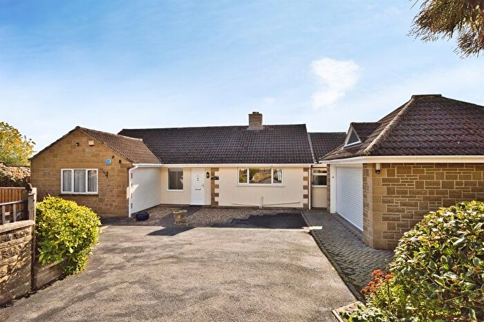 3 Bedroom Detached Bungalow For Sale In Easthams Road, Crewkerne, TA18