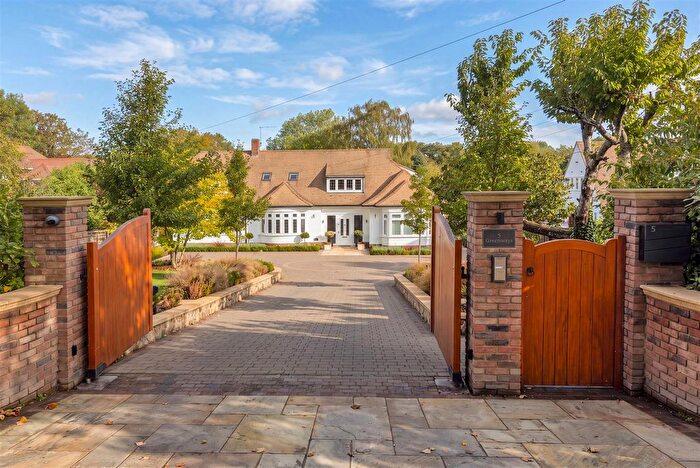 5 Bedroom Detached House For Sale In London Road, Addington, West Malling, ME19