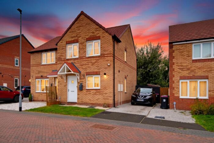 3 Bedroom Semi-Detached House For Sale In Blunn Croft Kilnhurst, Kilnhurst, Mexborough, South Yorkshire, S64