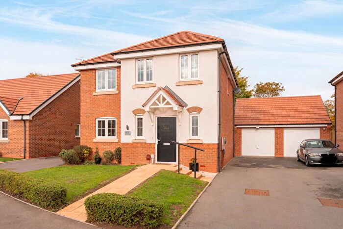 3 Bedroom Detached House For Sale In Sykes Road, Hampton Magna, CV35